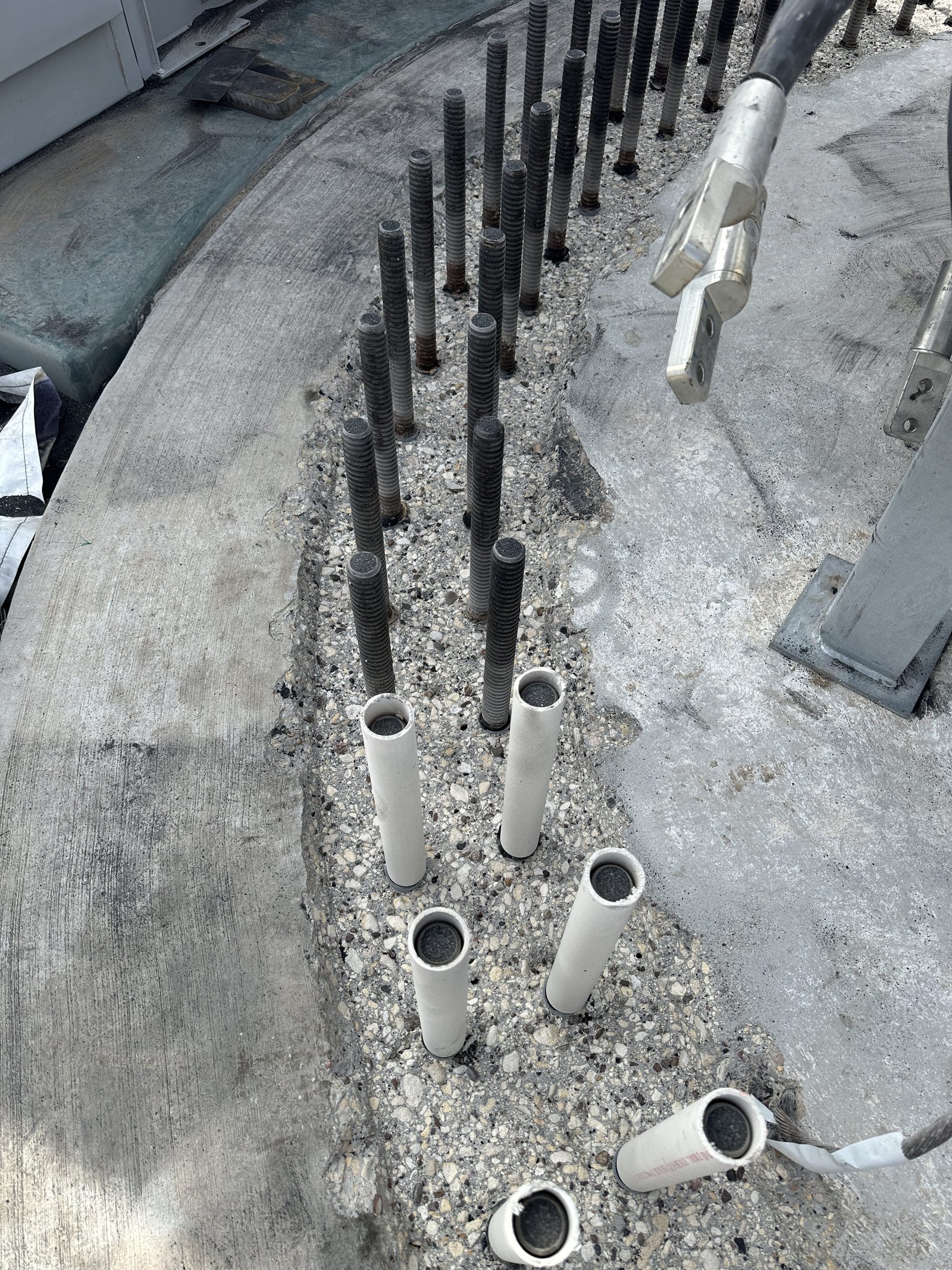dustless blasting concrete pad.JPG