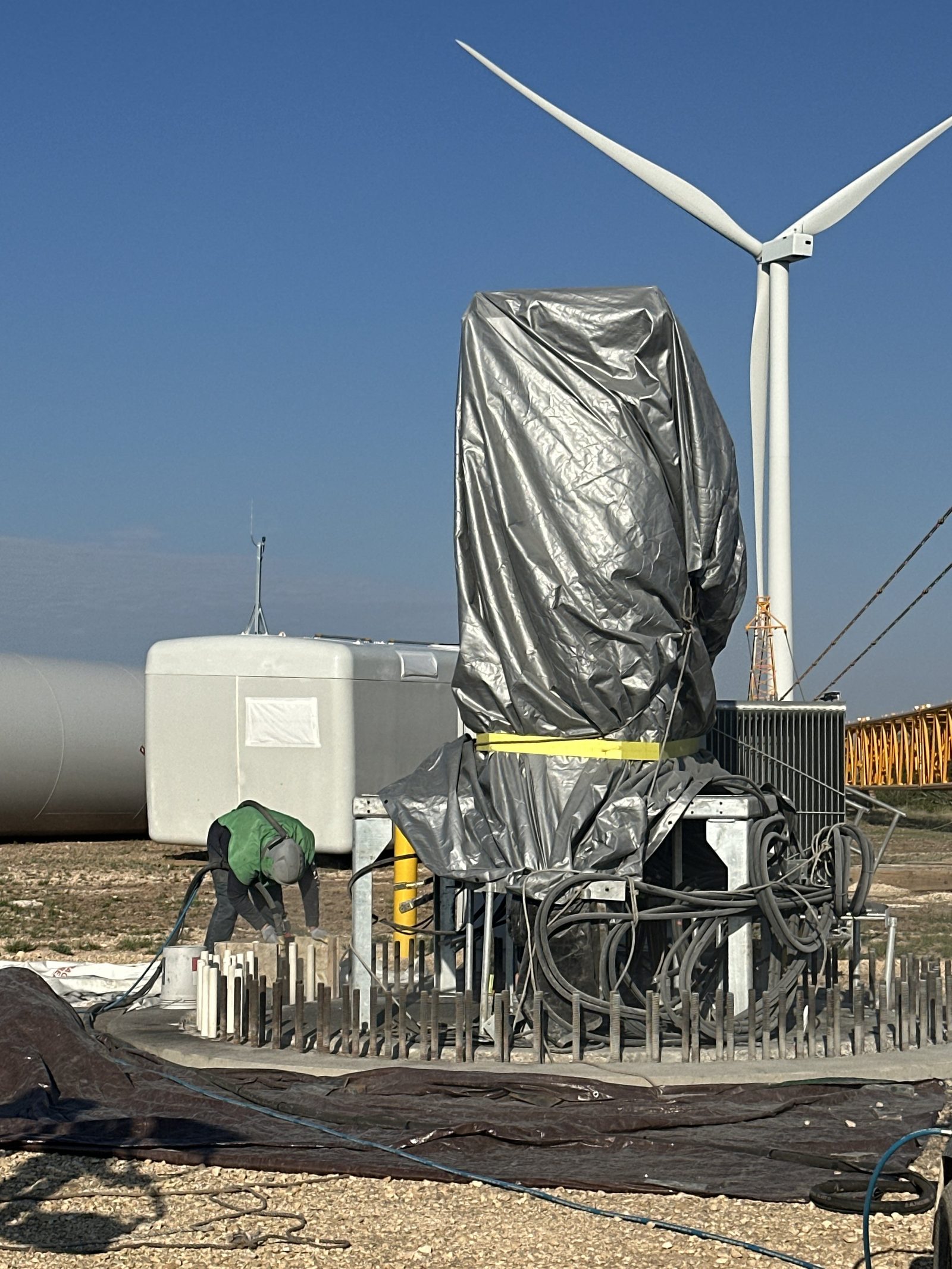 dustless blasting wind energy turbine.JPG