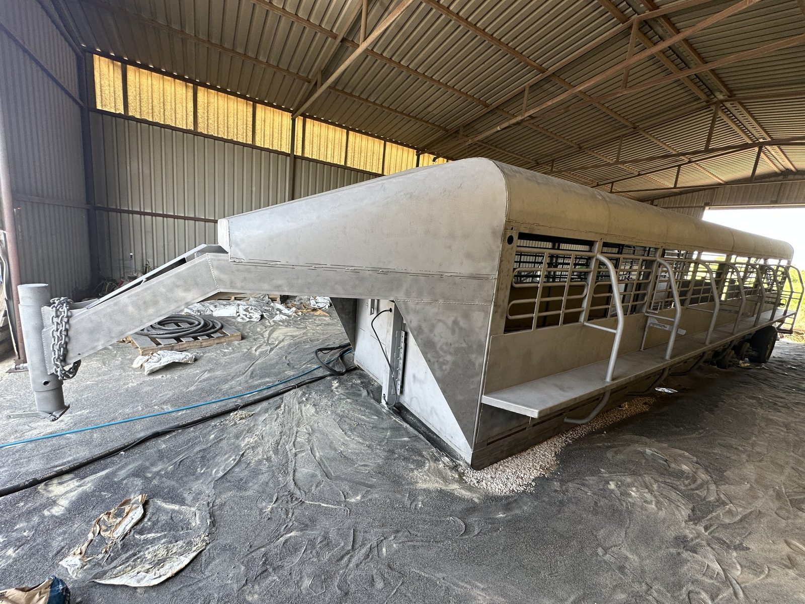 trailer restoration.JPG